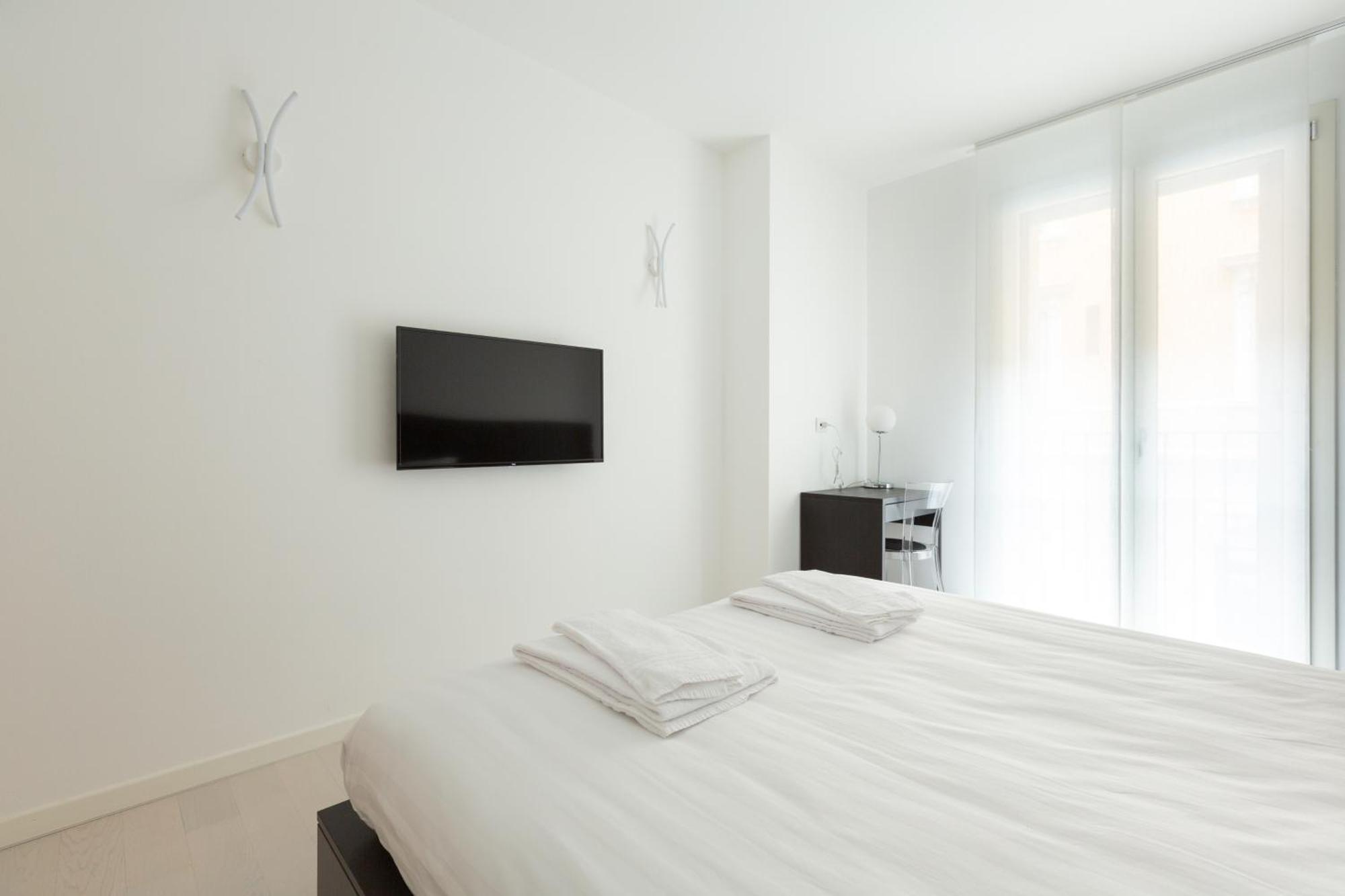 Porta Nuova Bright And Roomy Flat Milan Exterior photo